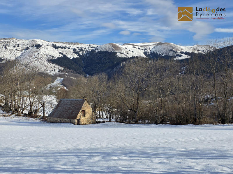 Maison ancienne - 200 m² - 2 pièces