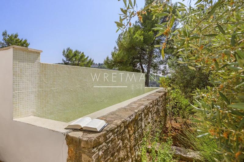 Villa - 204 m² - 6 pièces