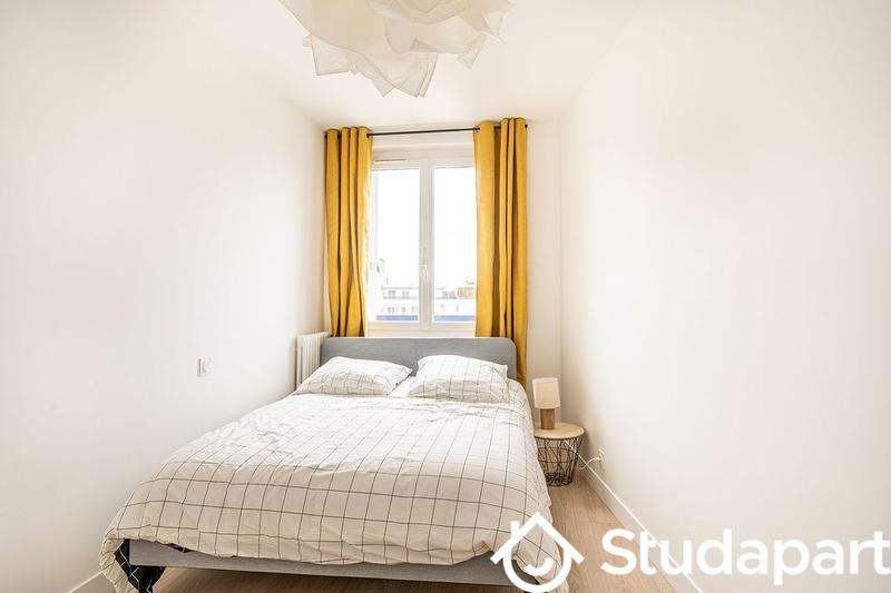 Chambre - 68 m² - 1 pièce