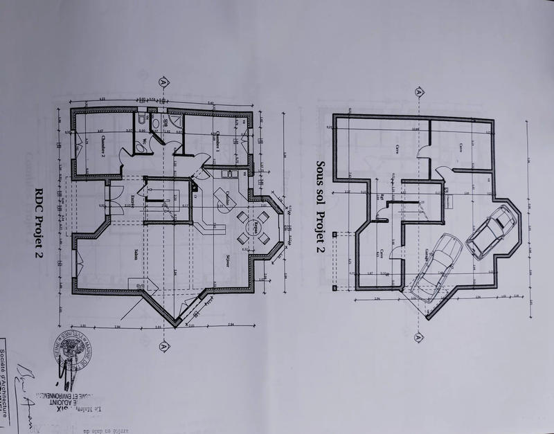 Maison - 300 m² - 16 pièces