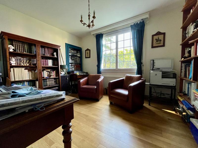 Maison - 151 m² - 6 pièces