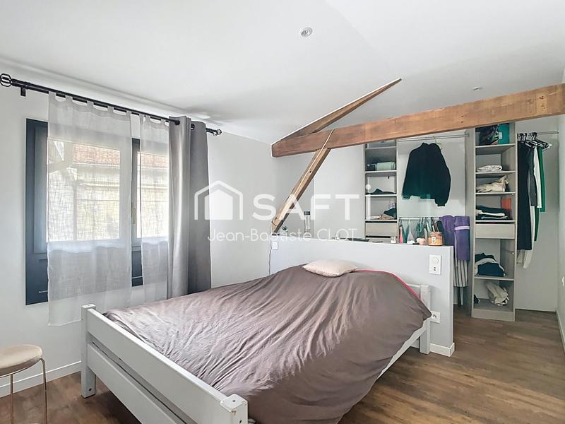 Maison - 270 m² - 7 pièces