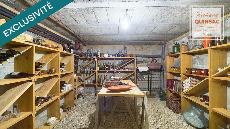 Maison - 208 m² - 9 pièces