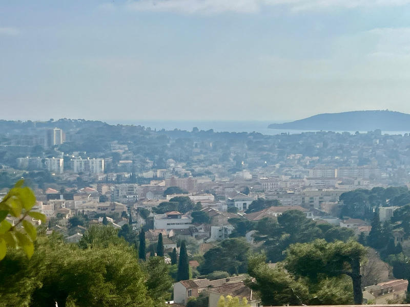 Maison - 200 m² - 6 pièces