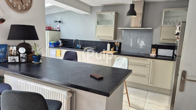 Maison - 128 m² - 7 pièces