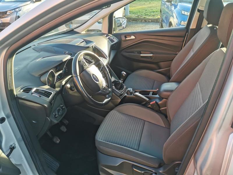 Ford Grand c-Max 1.0 EcoBoost 125 ch Titanium