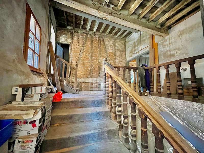 Maison - 320 m² - 9 pièces