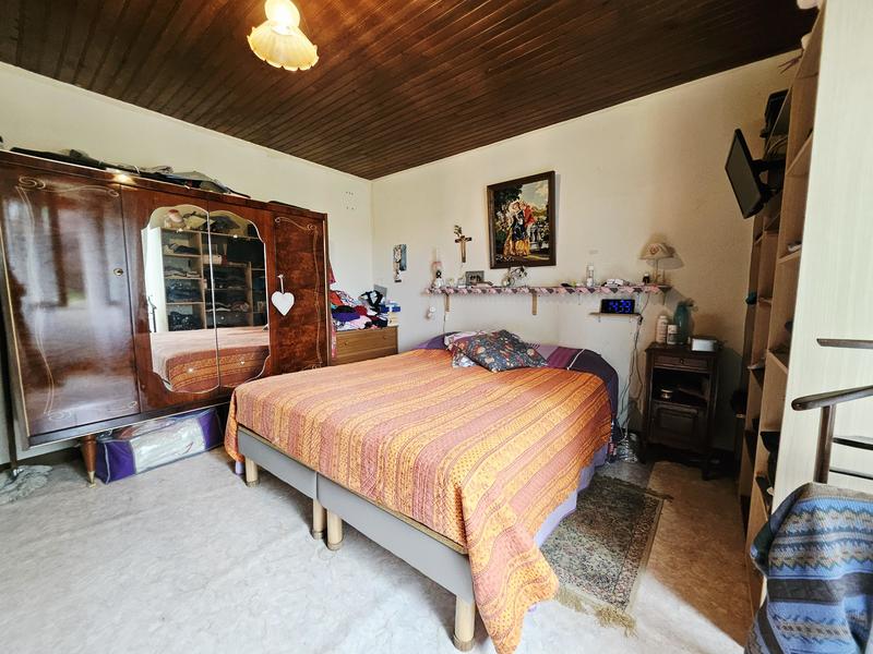 Corps de ferme - 200 m² - 7 pièces