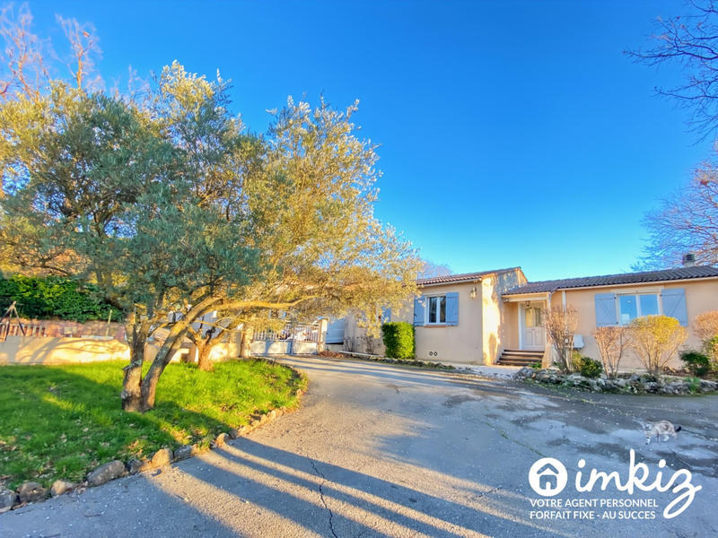 Maison - 92 m² - 4 pièces