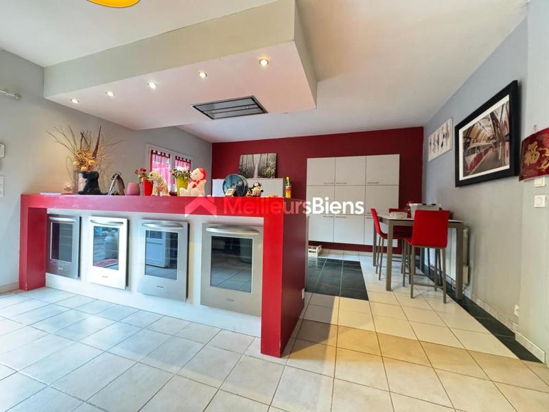 Maison - 148 m² - 6 pièces