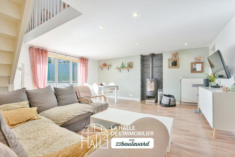 Maison - 93 m² - 5 pièces