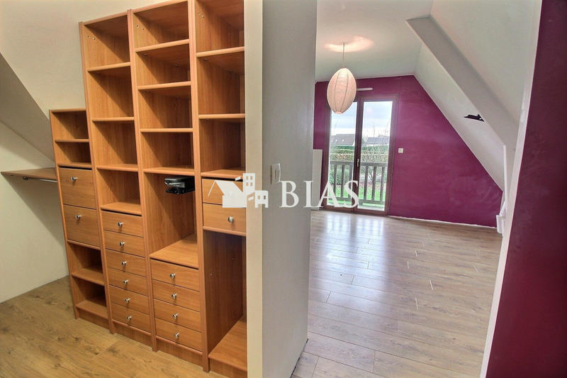 Maison - 165 m² - 8 pièces