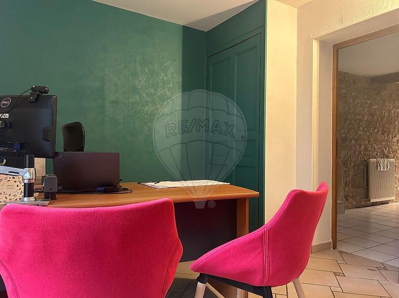 Immeuble - 127 m² - 6 pièces