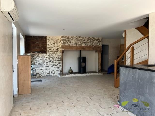 Maison de bourg - 200 m² - 9 pièces