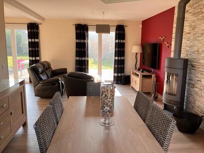 Maison - 170 m² - 9 pièces