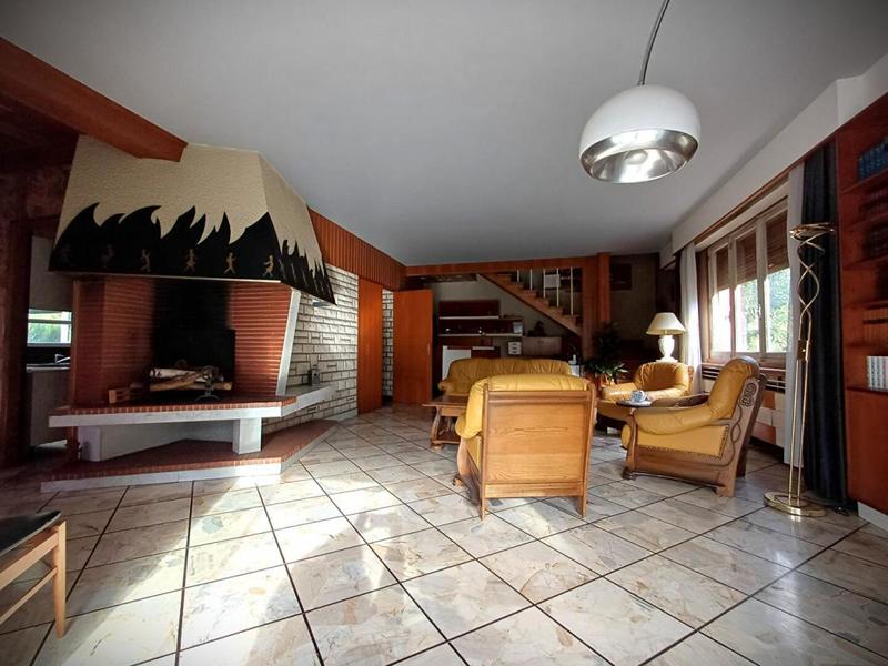 Maison - 159 m² - 7 pièces