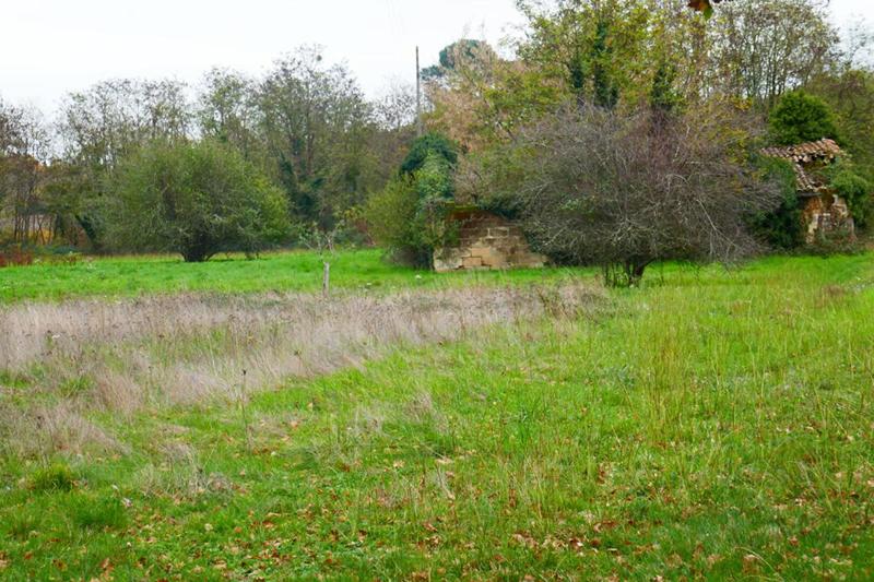 Terrain constructible - 2 538 m²