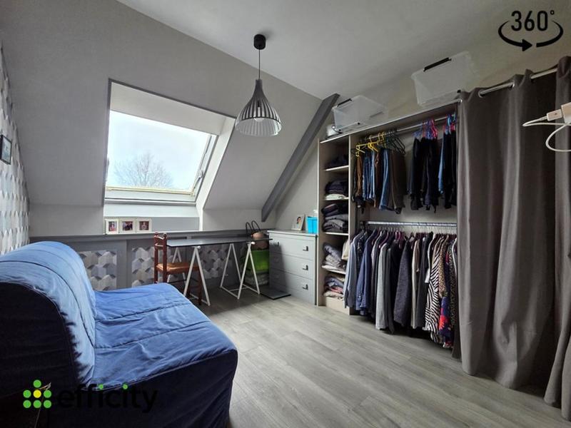 Maison - 104 m² - 6 pièces