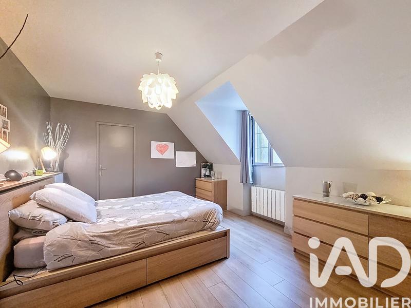 Maison - 144 m² - 5 pièces