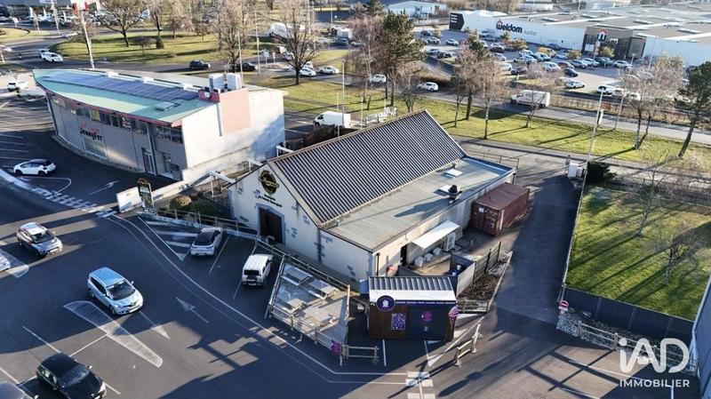 Local commercial - 348 m²