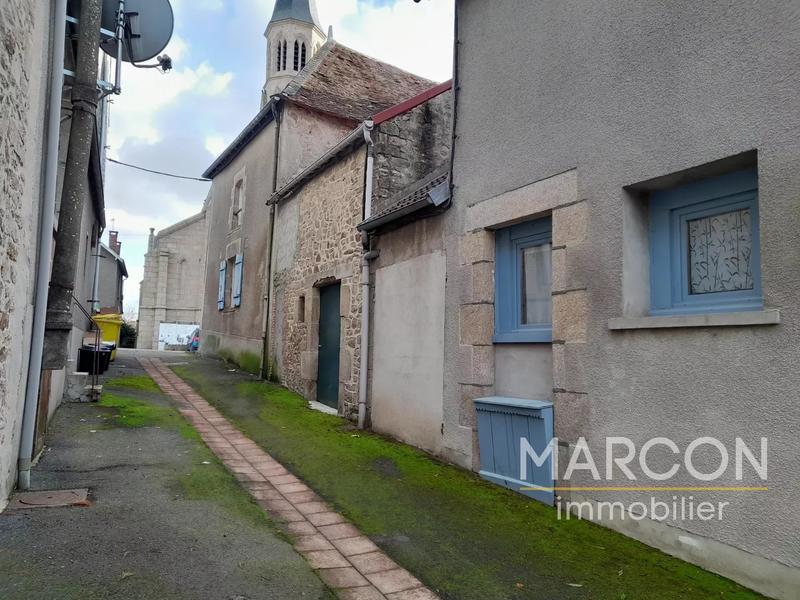 Maison de village - 90 m² - 7 pièces