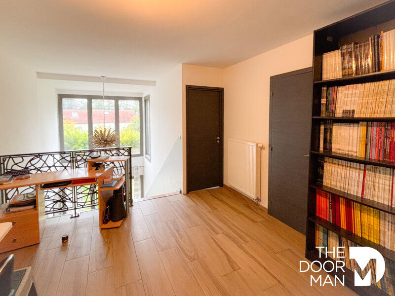 Maison - 197 m² - 7 pièces