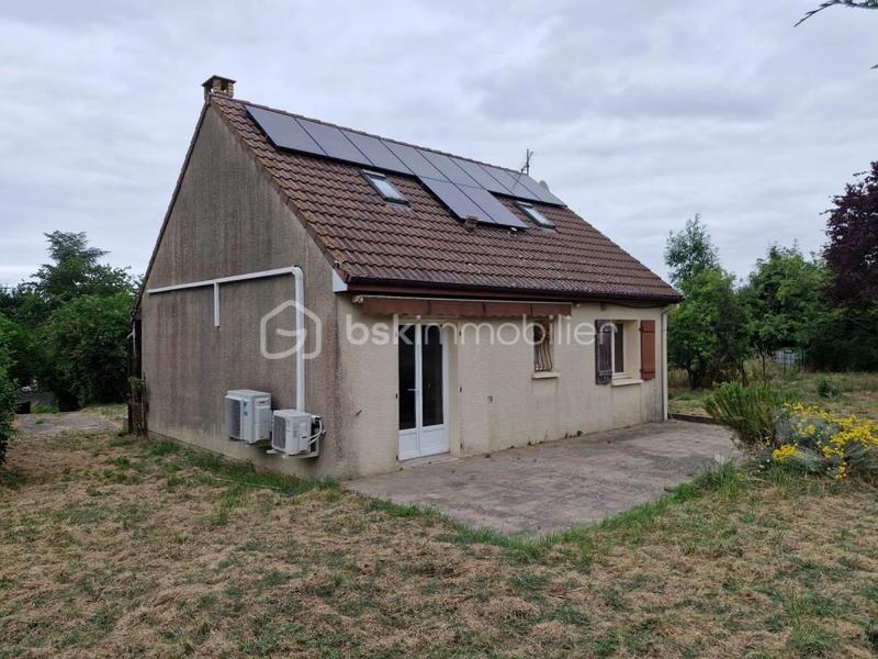 Maison traditionnelle - 89 m² - 5 pièces