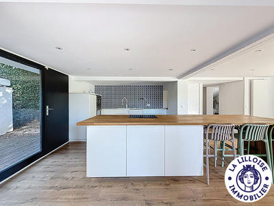 Maison - 217 m² - 7 pièces