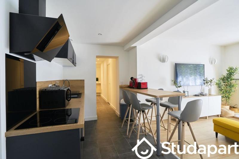 Chambre - 10 m² - 1 pièce