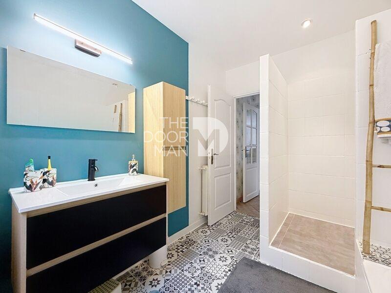 Maison - 136 m² - 5 pièces