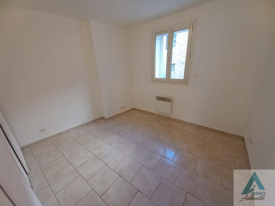 Appartement - 50 m² - 3 pièces