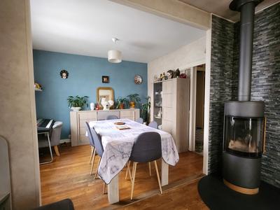 Maison - 103 m² - 5 pièces