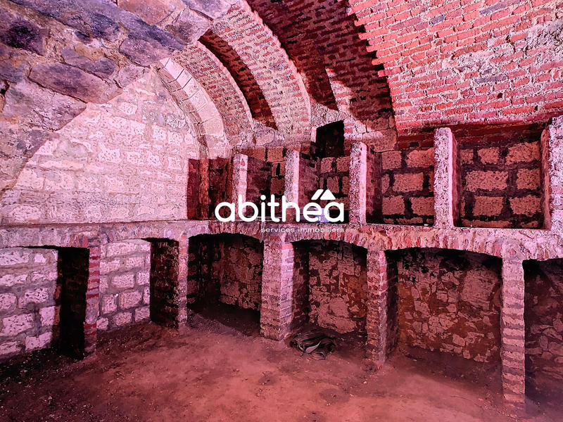 Fonds de commerce - Magasins - 173 m²