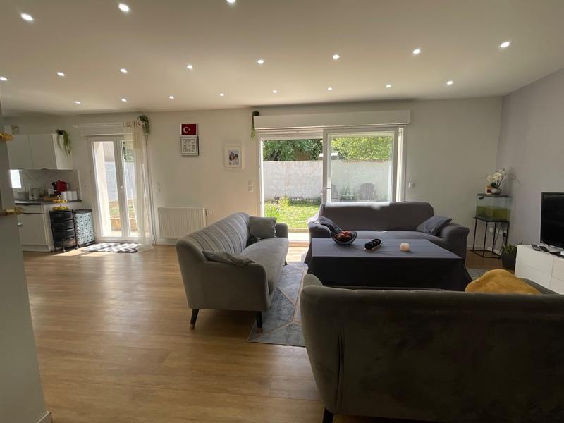 Maison - 175 m² - 7 pièces