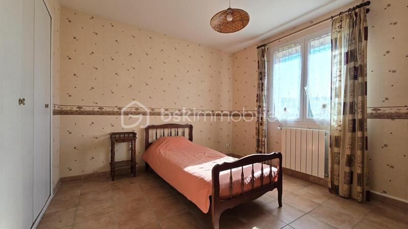 Maison traditionnelle - 107 m² - 4 pièces