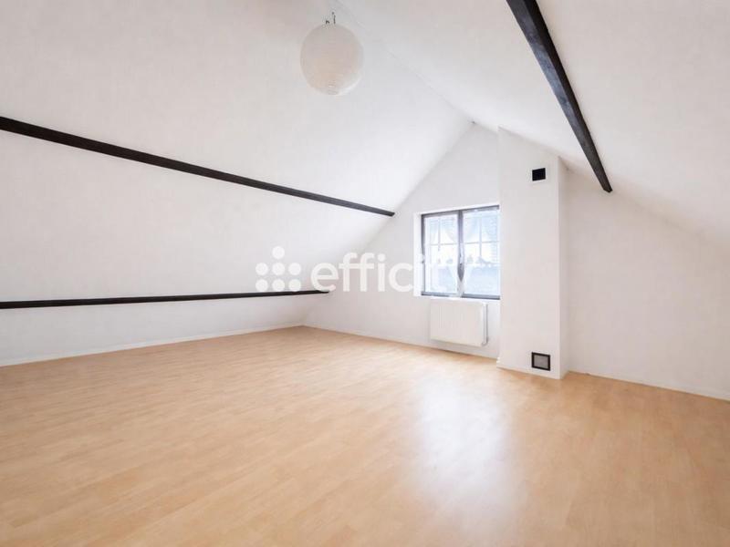 Maison - 131 m² - 6 pièces