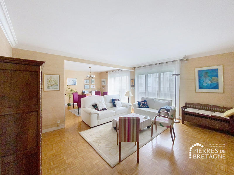 Appartement - 110 m² - 4 pièces