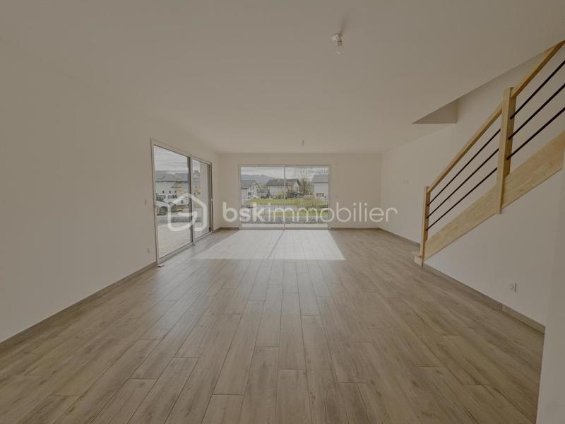 Maison - 122 m² - 5 pièces