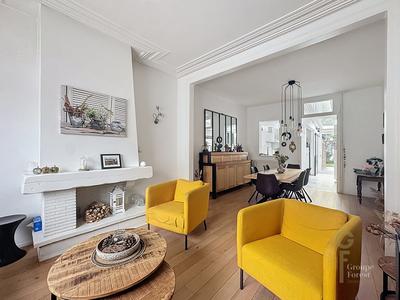 Maison - 133 m² - 6 pièces