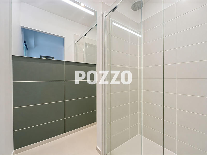 Appartement - 94 m² - 4 pièces