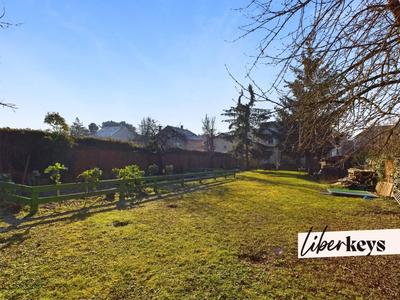 Maison - 280 m² - 7 pièces