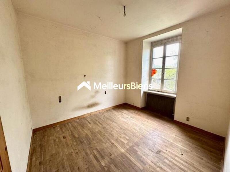 Maison - 140 m² - 9 pièces