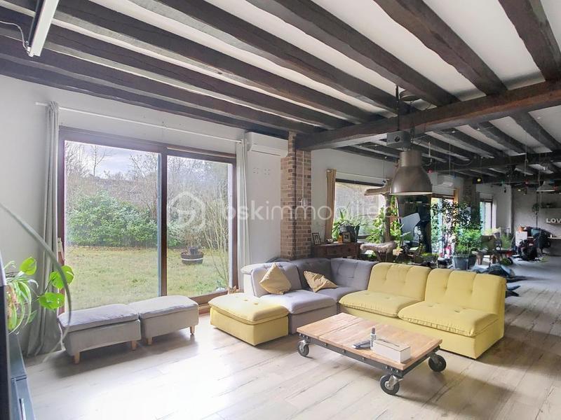 Maison en pierre - 250 m² - 8 pièces