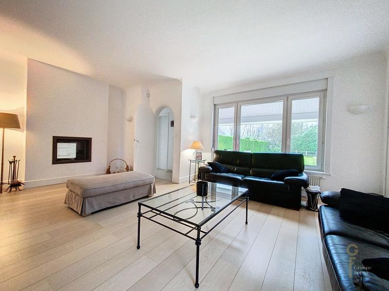 Maison - 199 m² - 6 pièces