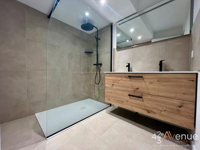 Appartement - 85 m² - 4 pièces