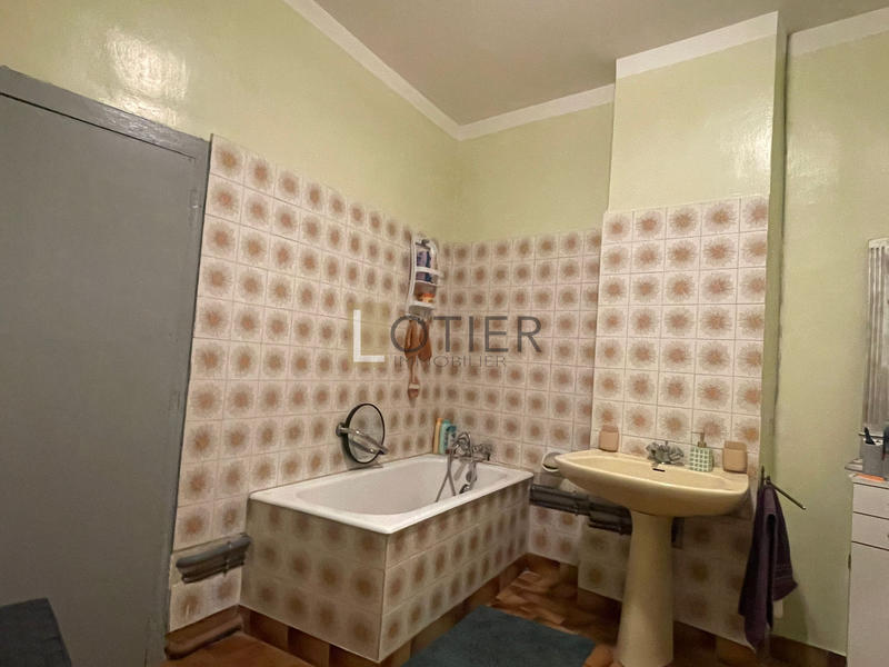 Maison - 103 m² - 5 pièces