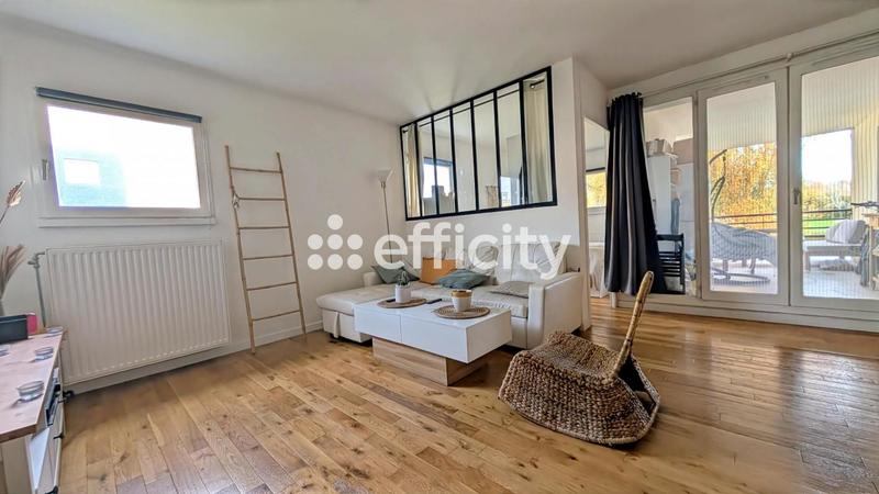 Appartement - 90 m² - 4 pièces