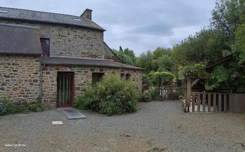 Maison - 274 m² - 8 pièces