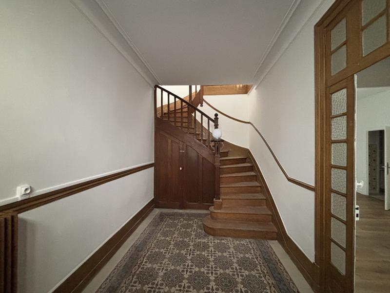 Maison - 137 m² - 5 pièces