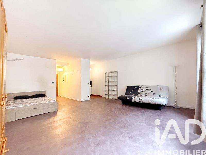 Studio - 40 m² - 1 pièce